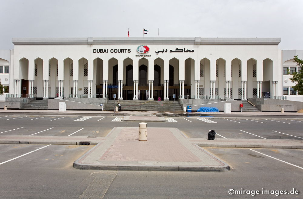 Dubai Courts
Schlüsselwörter: architecture1